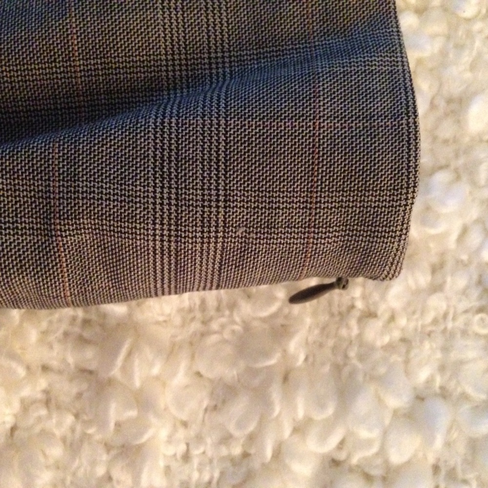 Banana Republic Wool Pencil Skirt - Picture 4 of 7